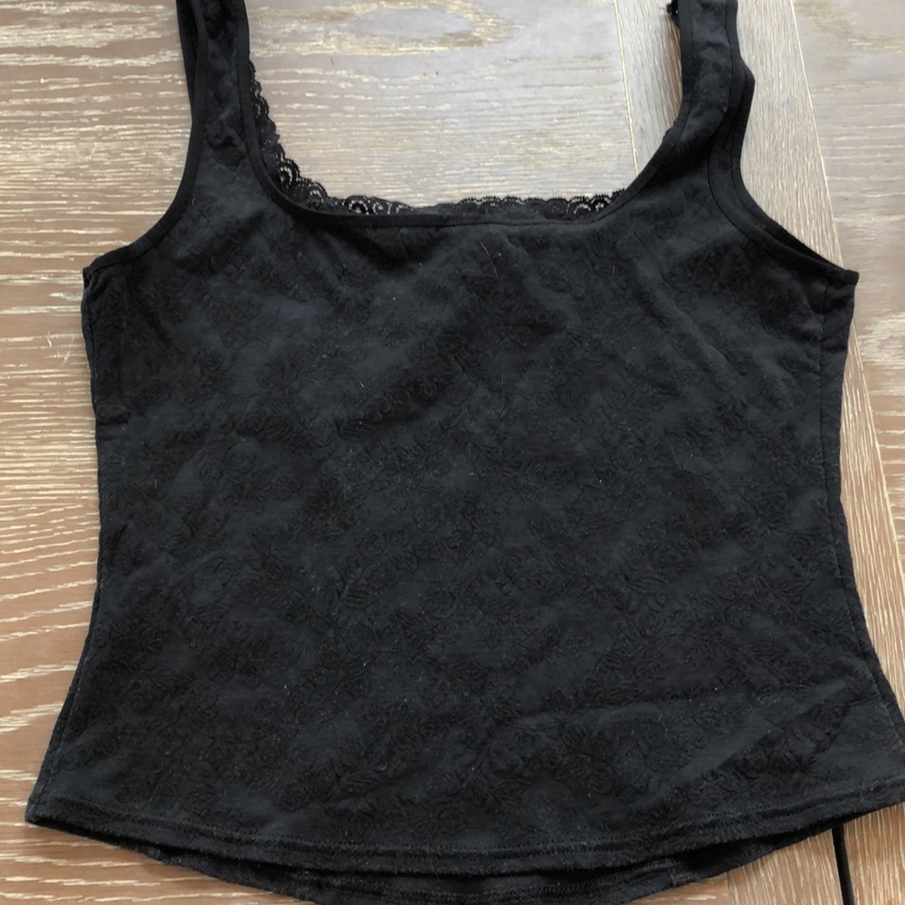 Black tank - Picture 3 of 4